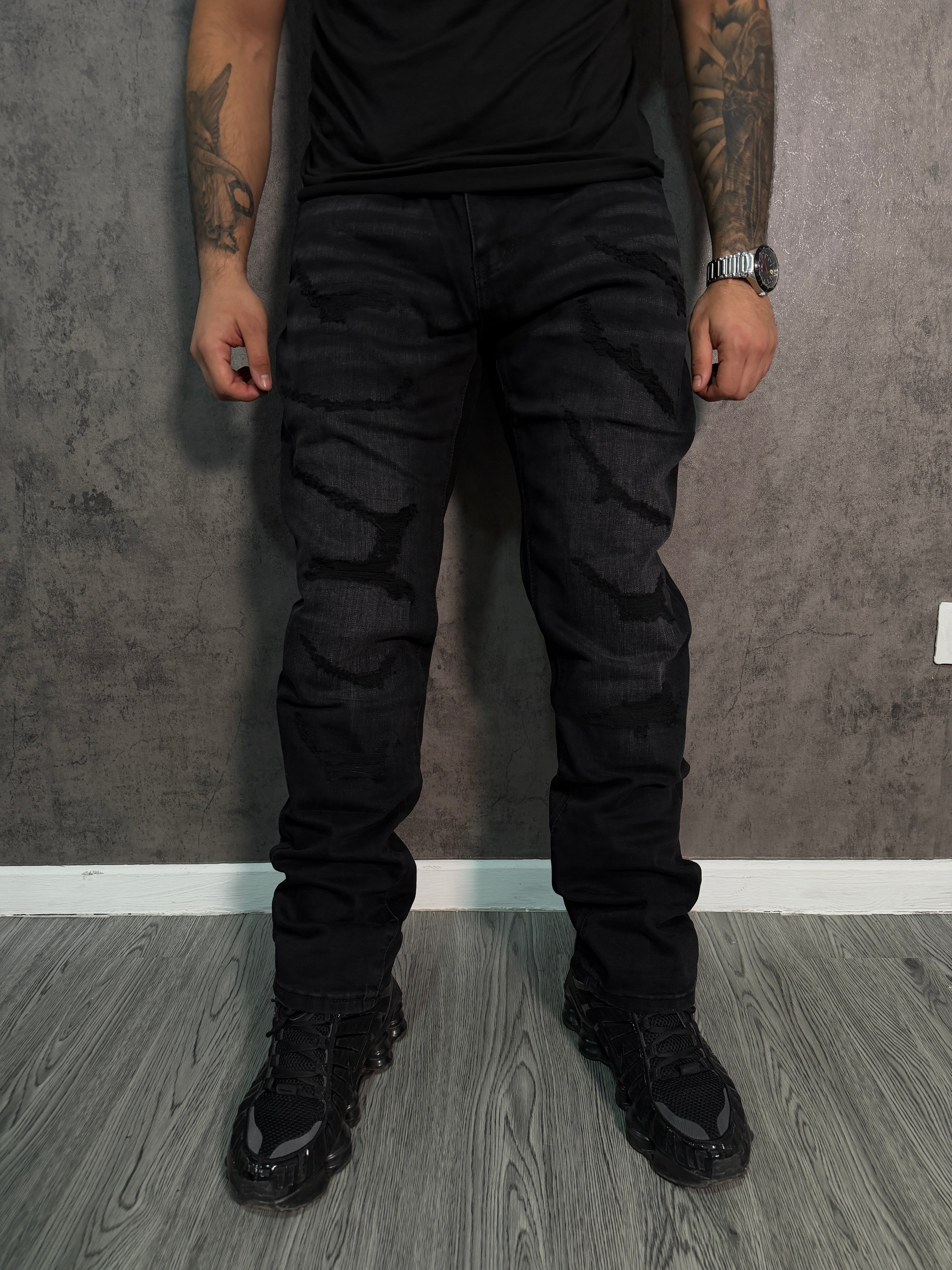 Jeans Slim Fit Destroyed Negro