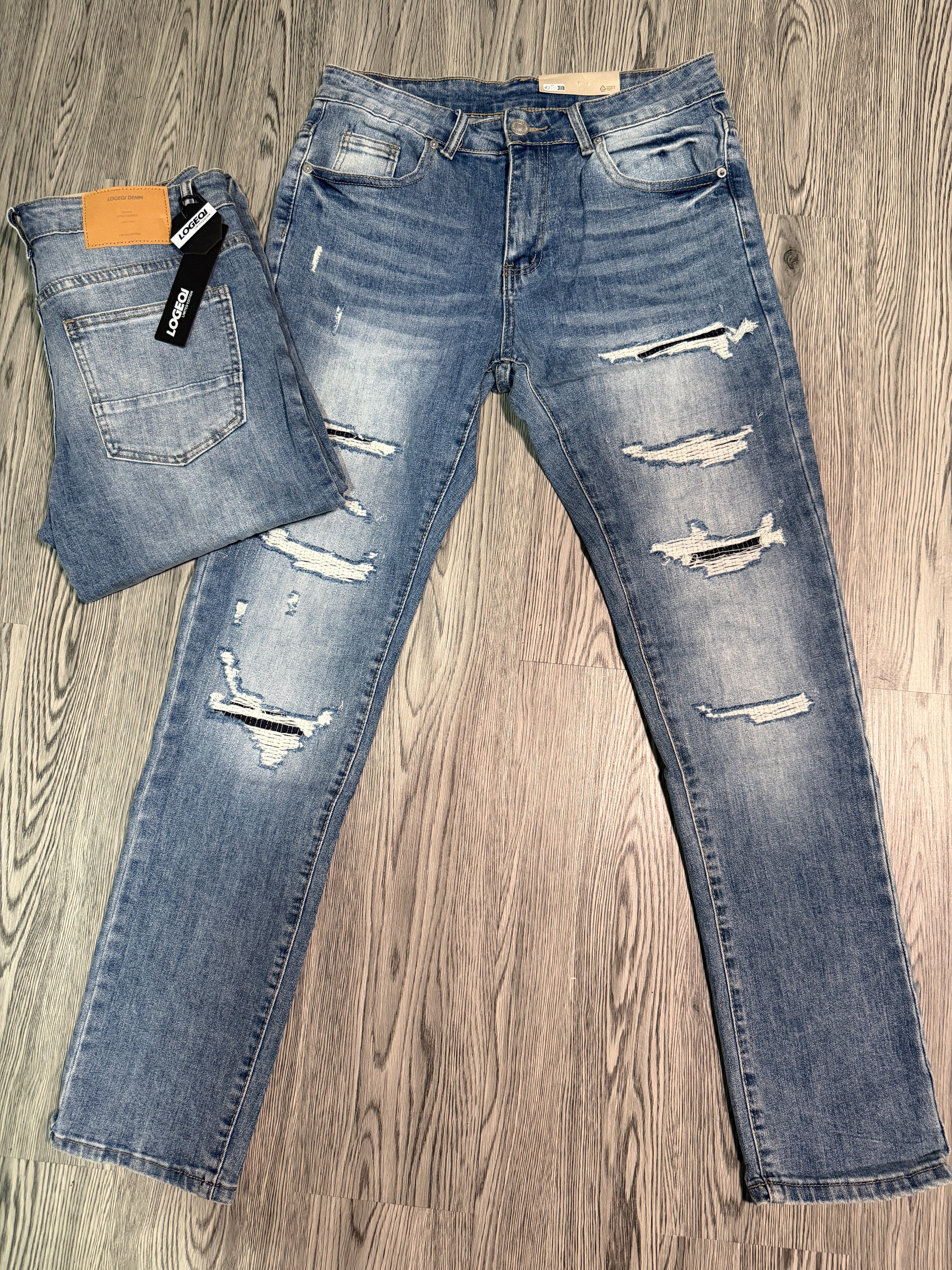 Jeans Slim Fit Destroyed Azul Claro
